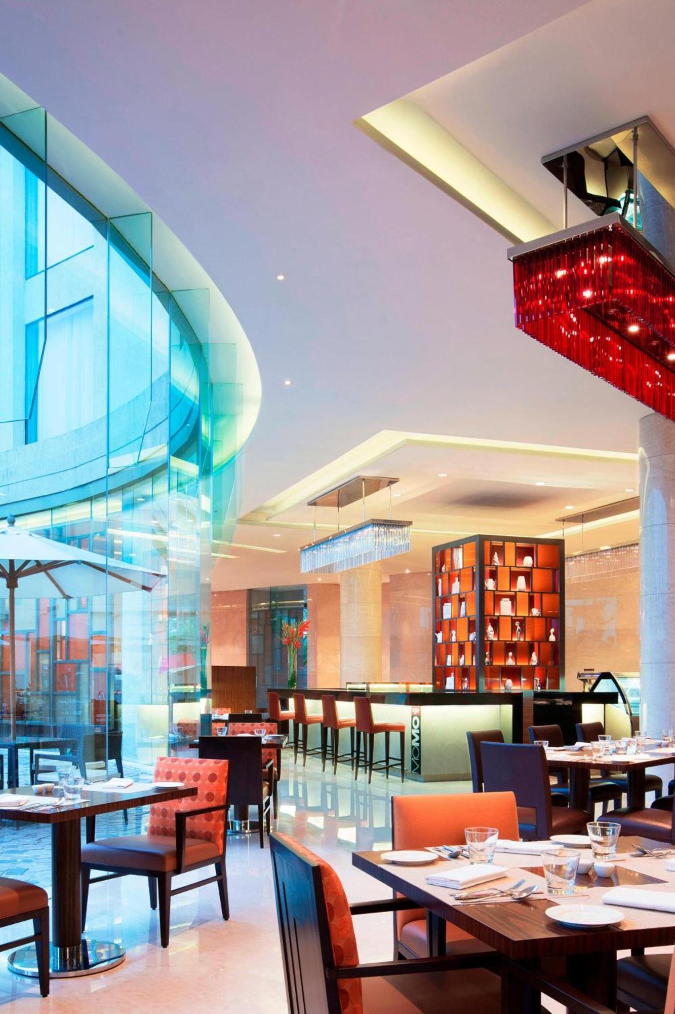 Отель Courtyard By Marriott Kochi Airport Недумбассери Экстерьер фото The Bar